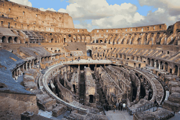 Colosseum di Roma Keajaiban Arsitektur Abadi dari Zaman Kekaisaran Romawi