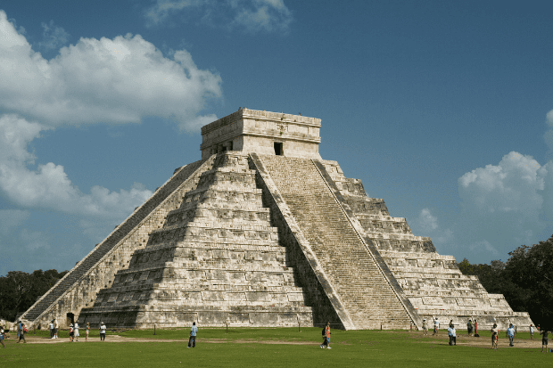 Peradaban Bangsa Maya Kejeniusan Kuno dan Misteri Keruntuhan